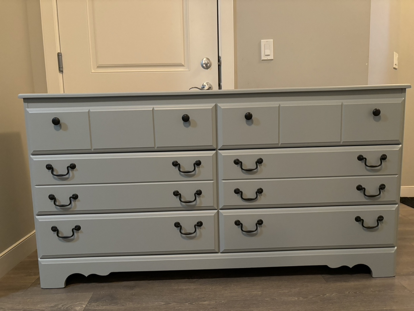 Grey Dresser with 6 Drawers - photo 2