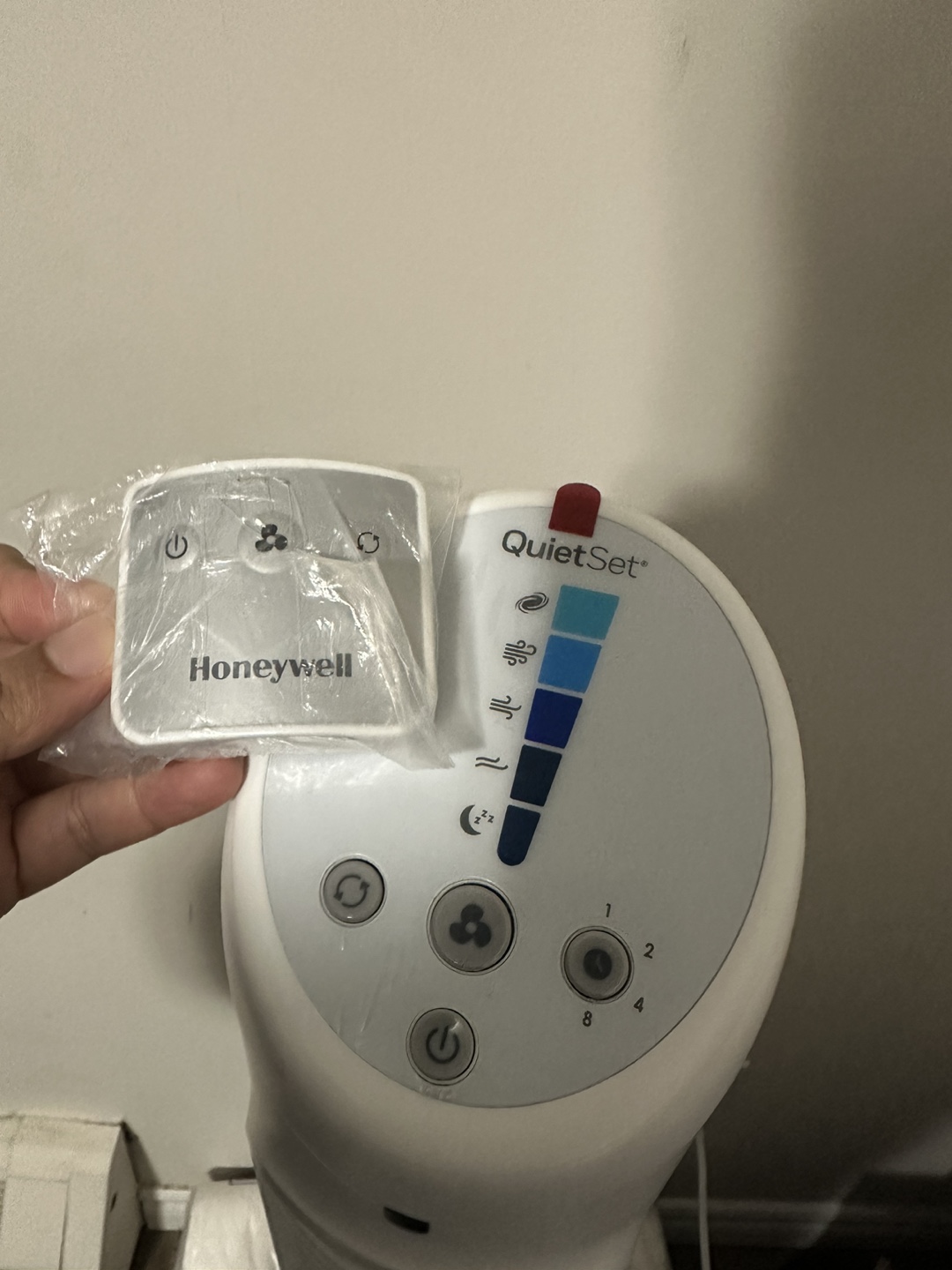 Honeywell QuietSet Tower Fan - photo 3