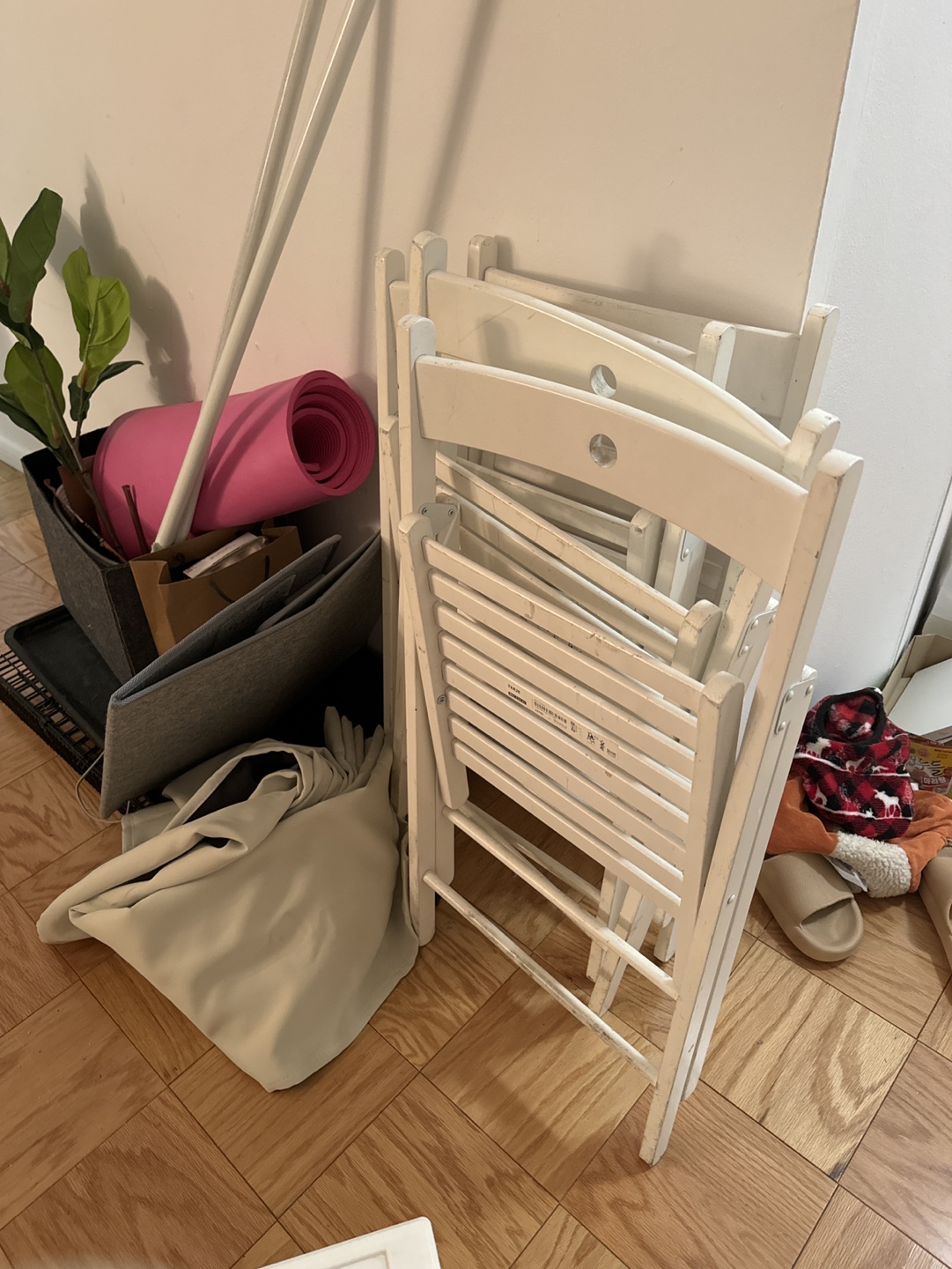 White Folding Chairs - Set of 4 all for $10 - photo 2
