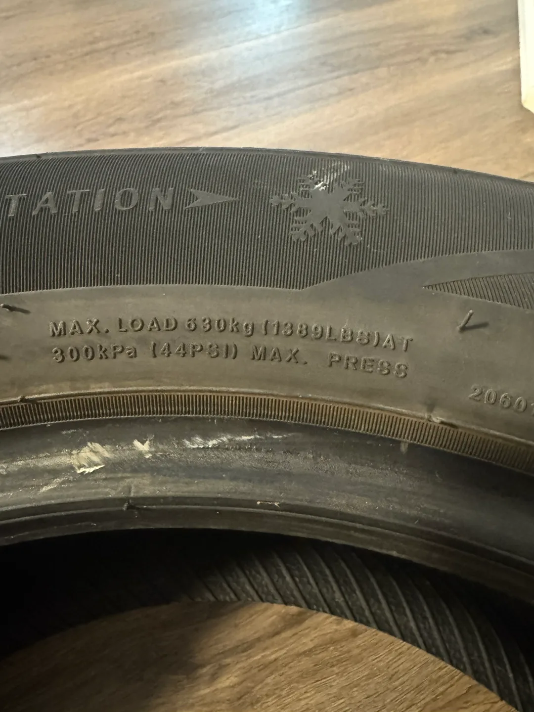 Four 205/60R16 certified wintertrek winter tiers image indicator(5)