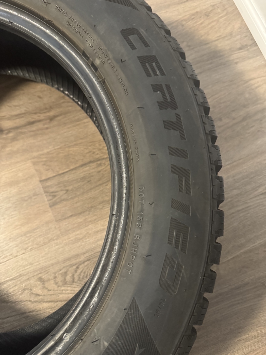 Four 205/60R16 certified wintertrek winter tiers - photo 4