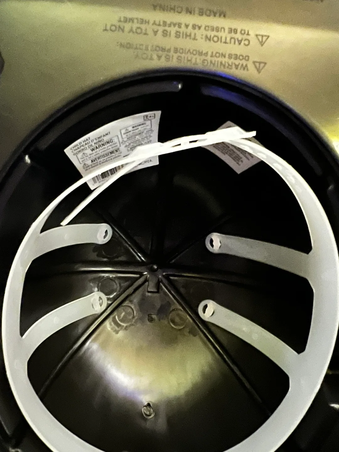 Firefighter Helmet for Halloween image indicator(4)