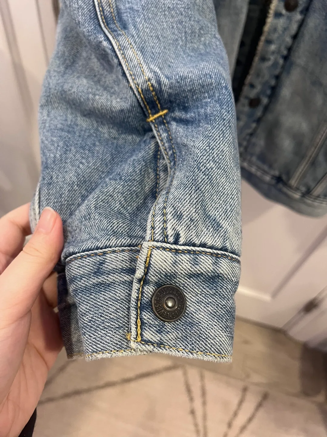 Levi's Sherpa Denim Jacket image indicator(5)