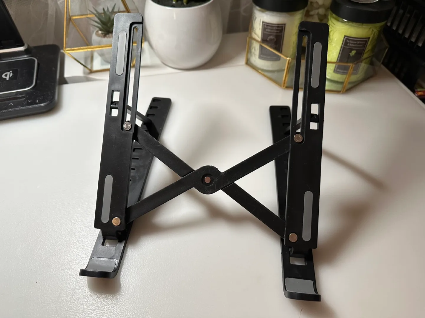 Laptop Stand image indicator(3)