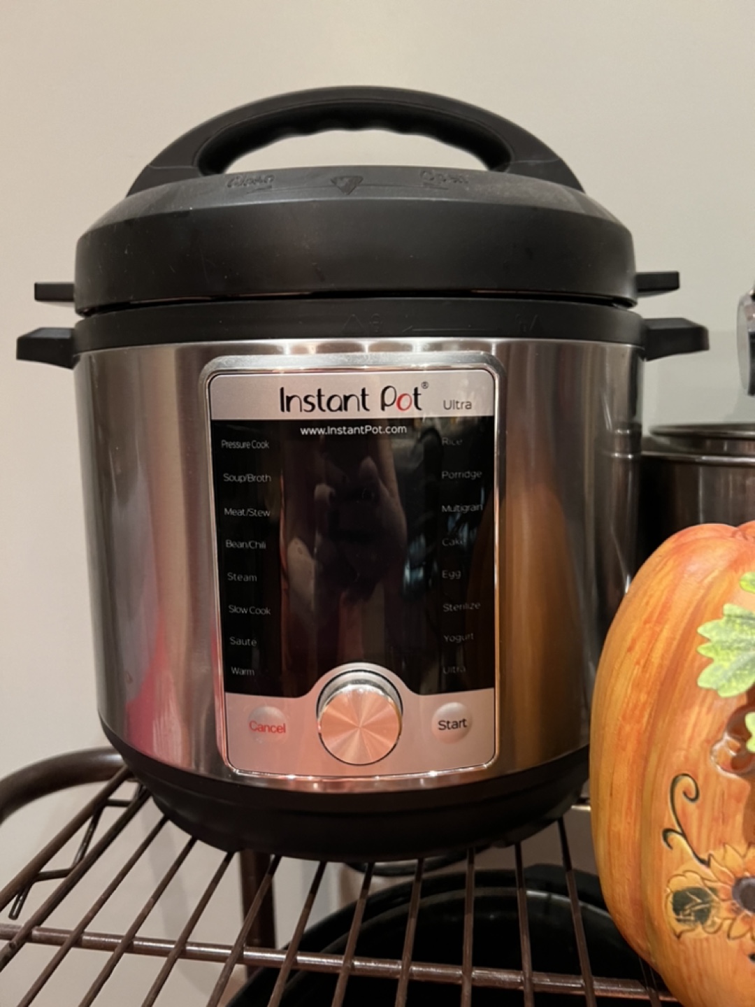 Insta pot pressure cooker