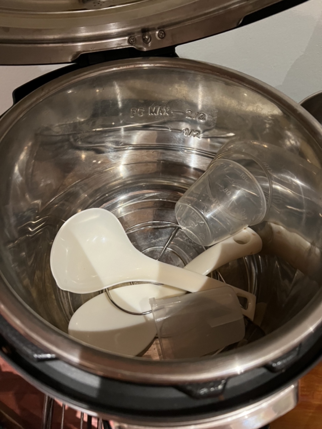 Insta pot pressure cooker - photo 2