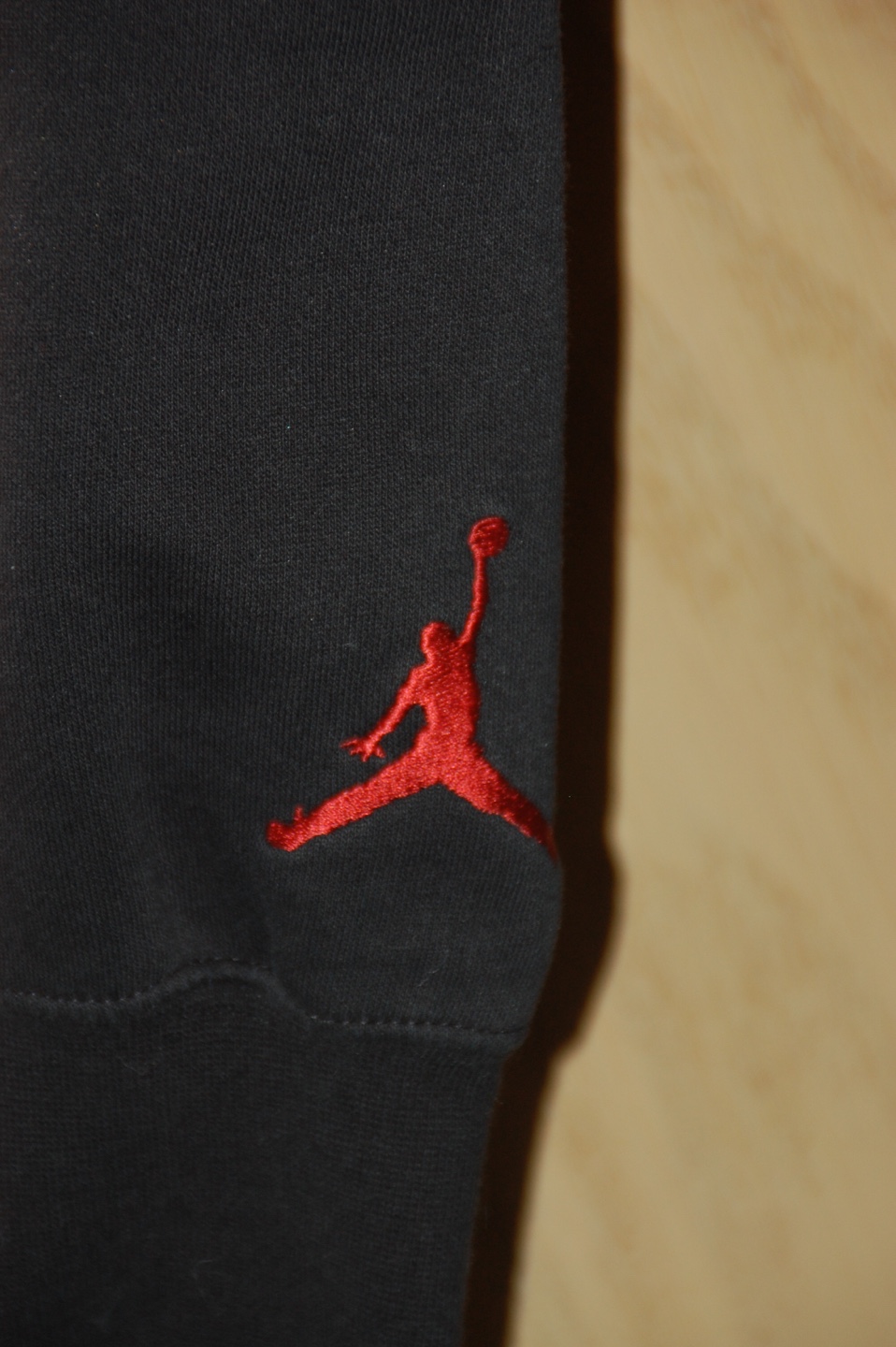 Air Jordan Jumpman Holiday Hoodie Black Mens Medium - photo 4