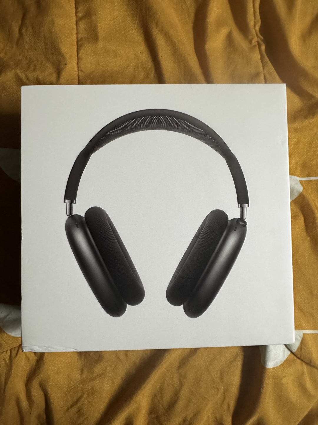Apple AirPods Max Headphones with Smart Case