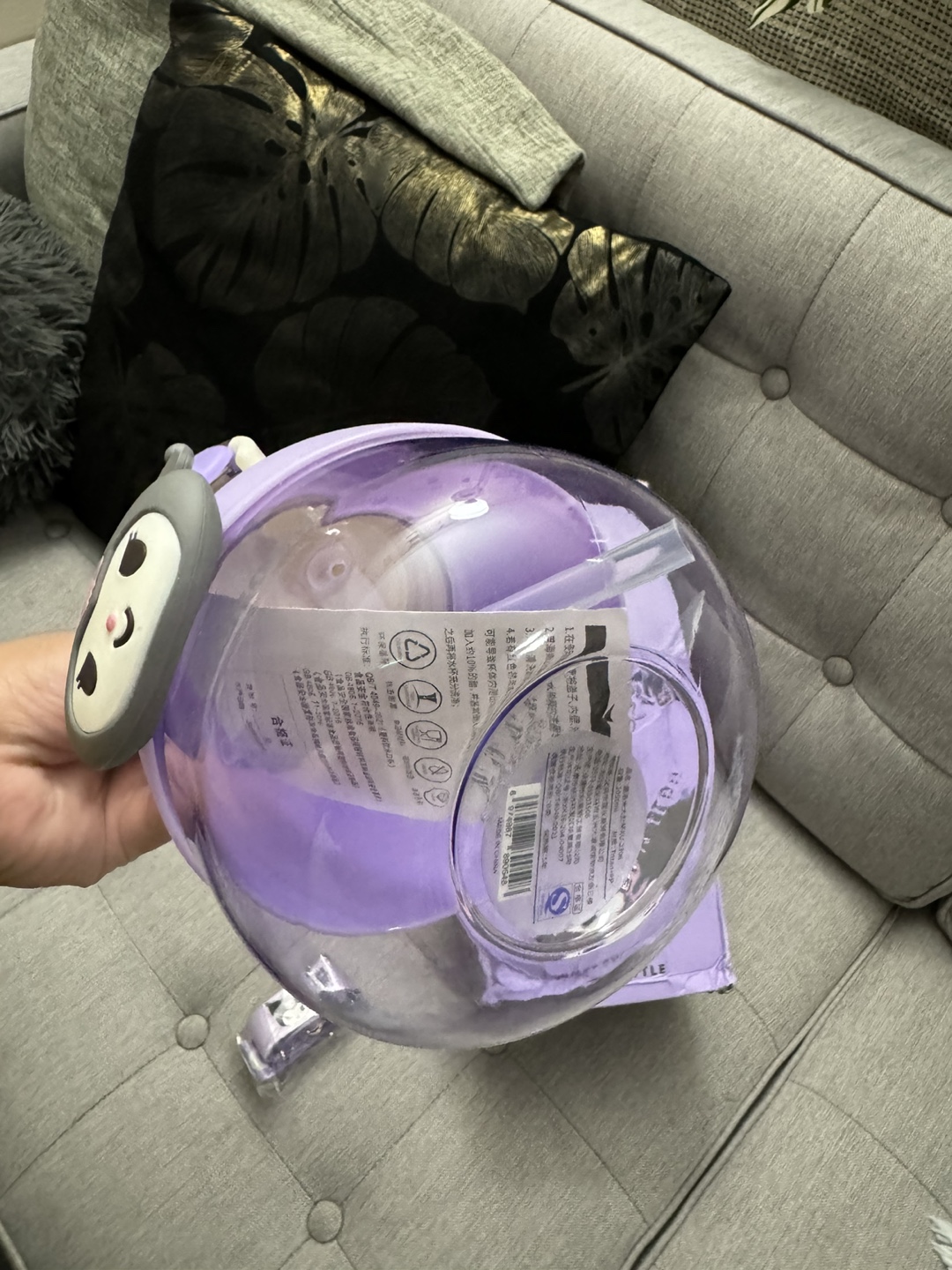 Kuromi Water Bottle (brand new) - photo 4