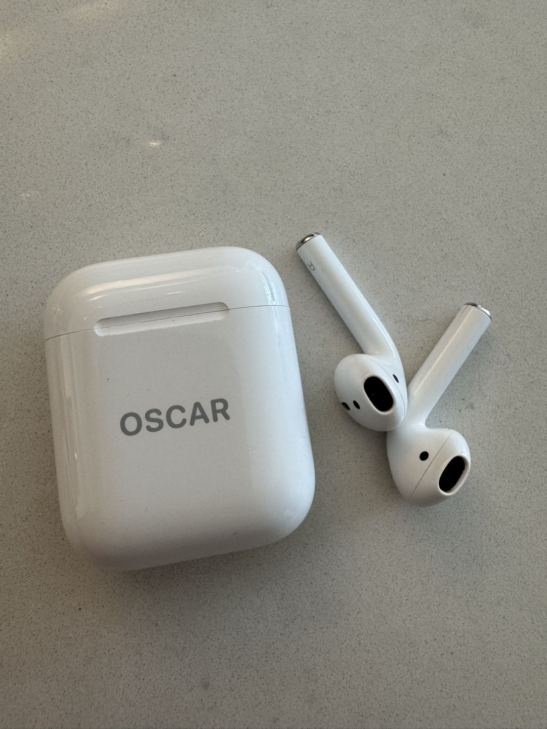 Apple AirPods - second generation - photo 3