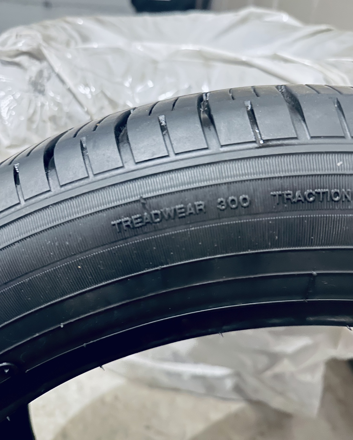19inch All season tires for sale - photo 3