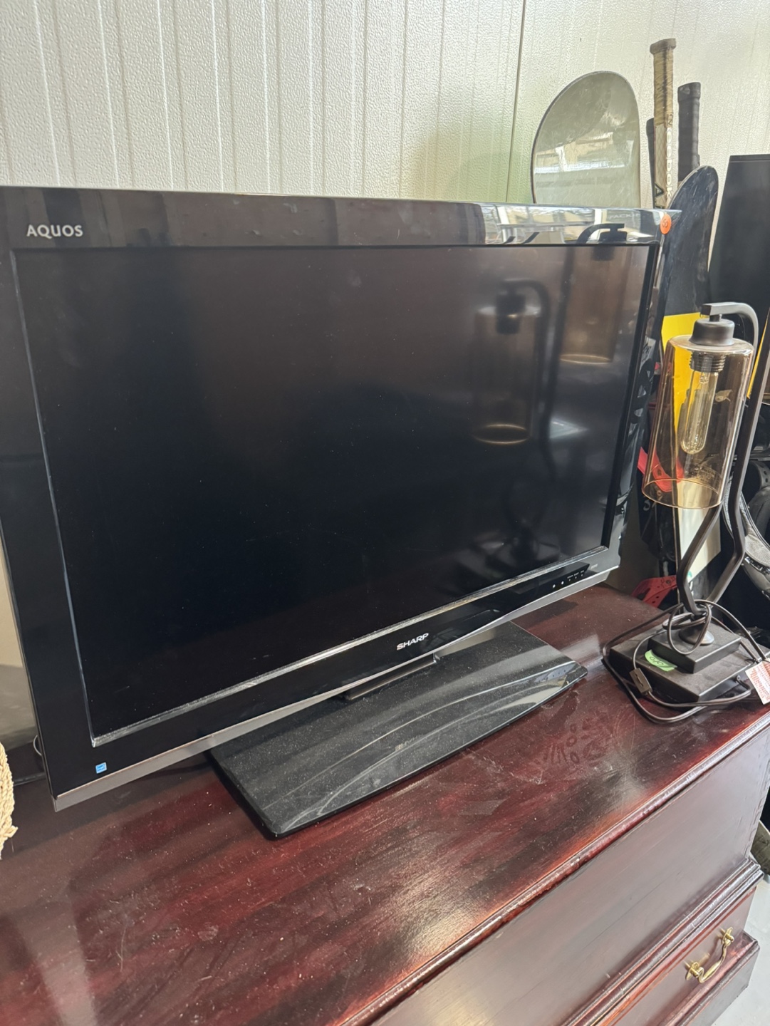 Samsung 32 inch LCD TV - photo 2