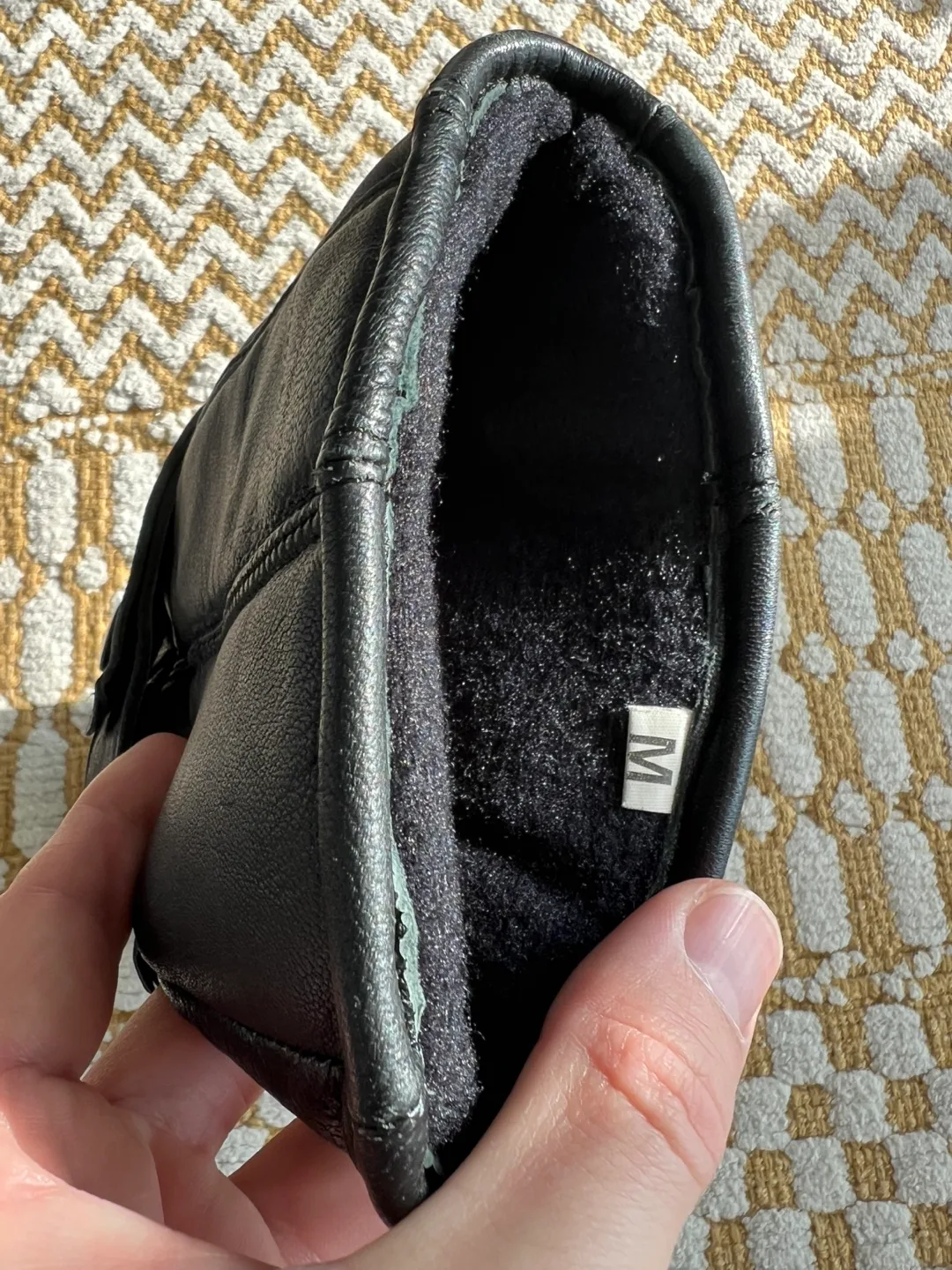 Winter-ready 🥶 Black Leather Gloves #freecycle image indicator(3)