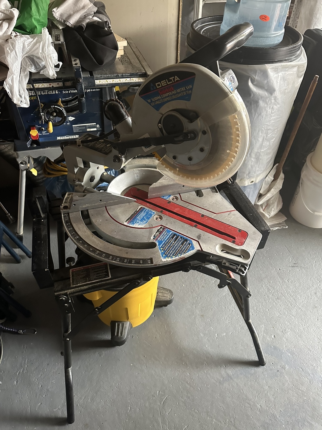 Delta 10-Inch Compound Miter Saw - photo 2