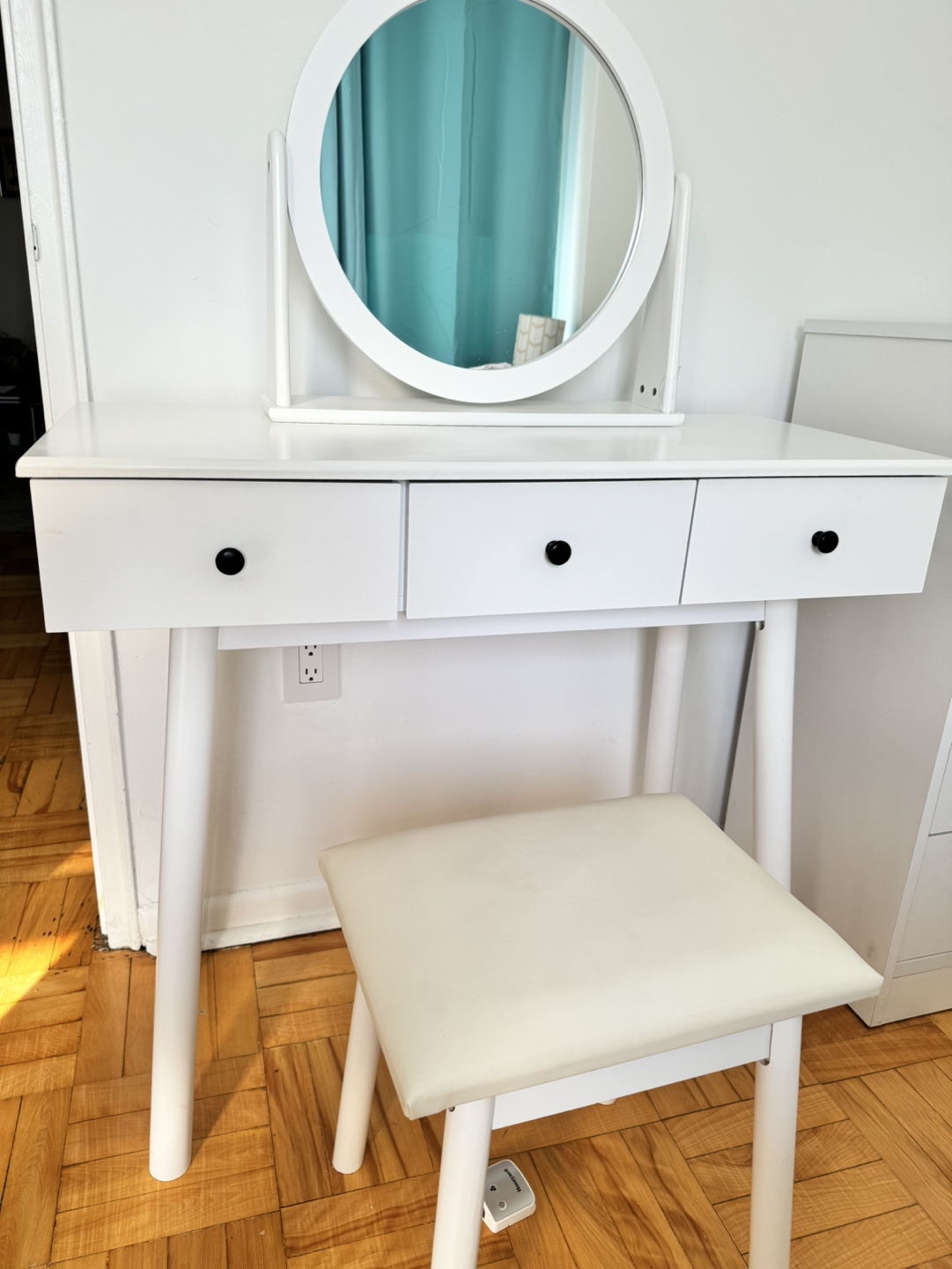 White Vanity Set with Stool and Mirror