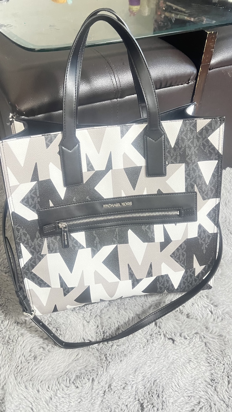 Michael Kors Black and White Tote Bag