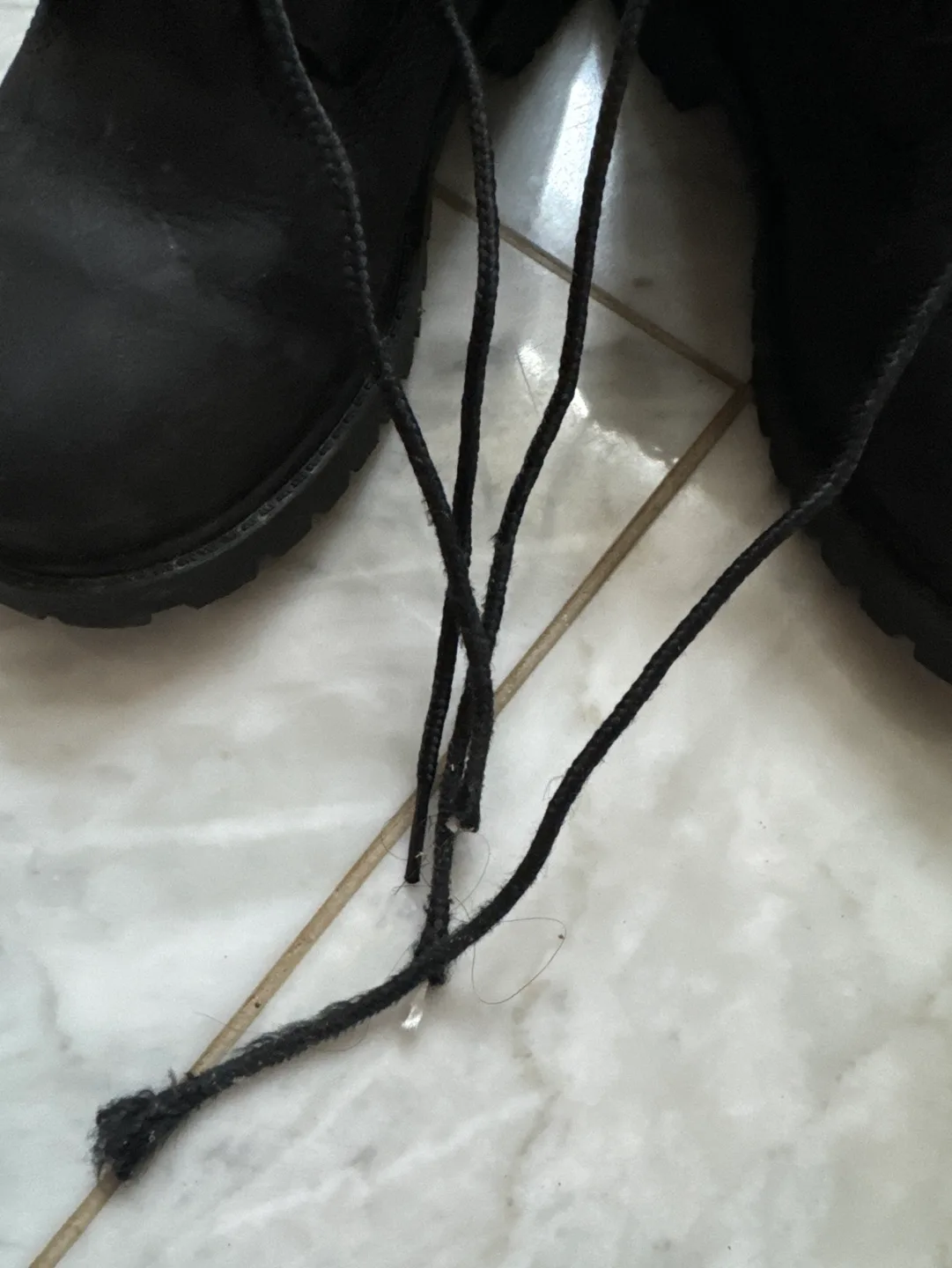 Black Timberland Boots image indicator(2)