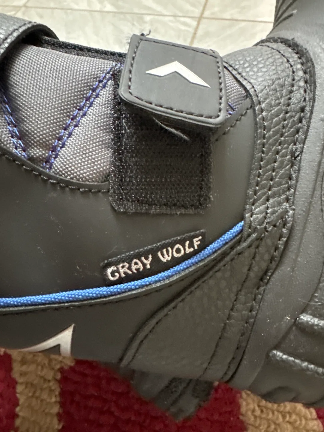 Gray Wolf Winter Boots image indicator(4)