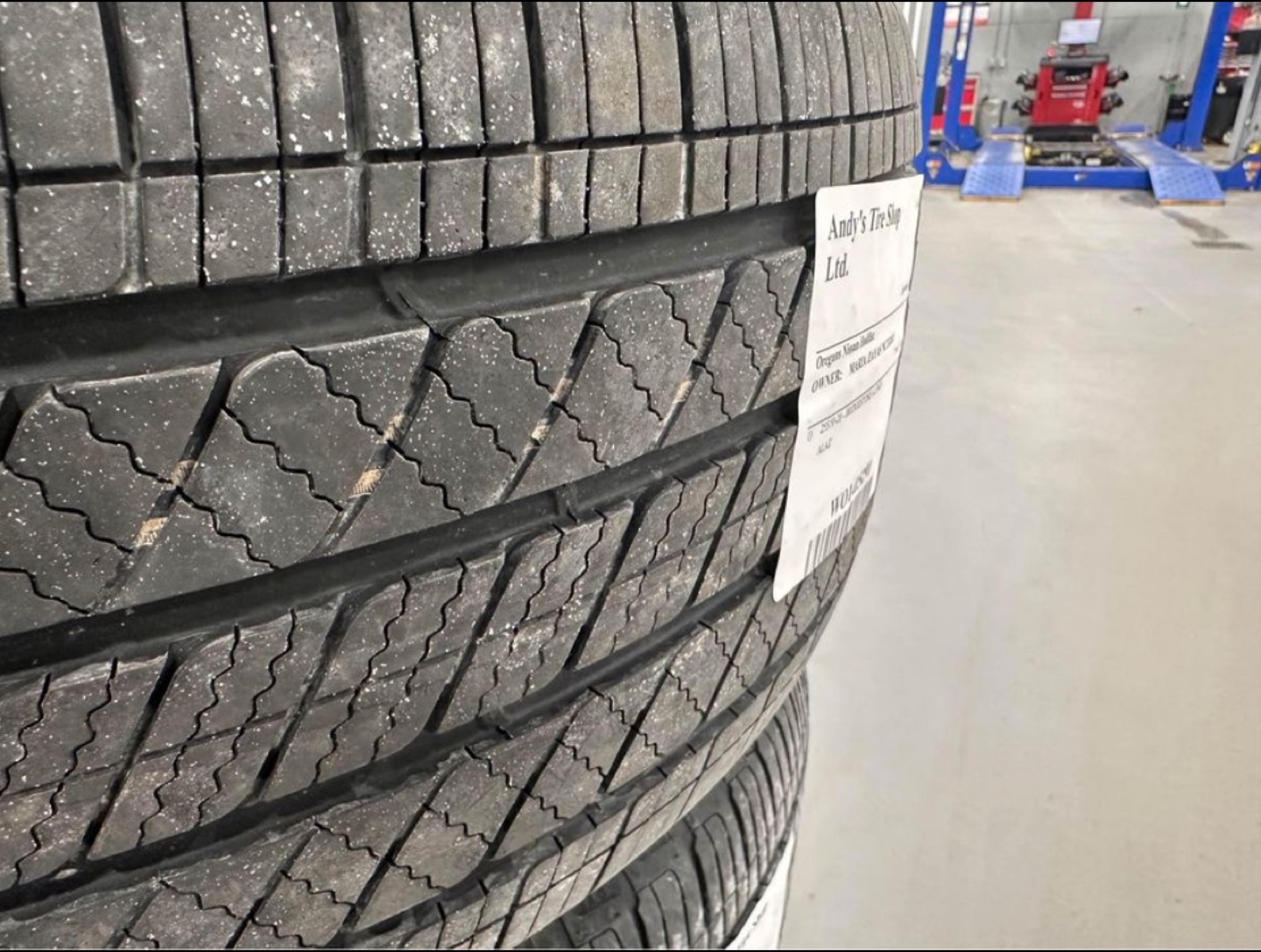 Bridgeton All Season Tires(255/50R20)