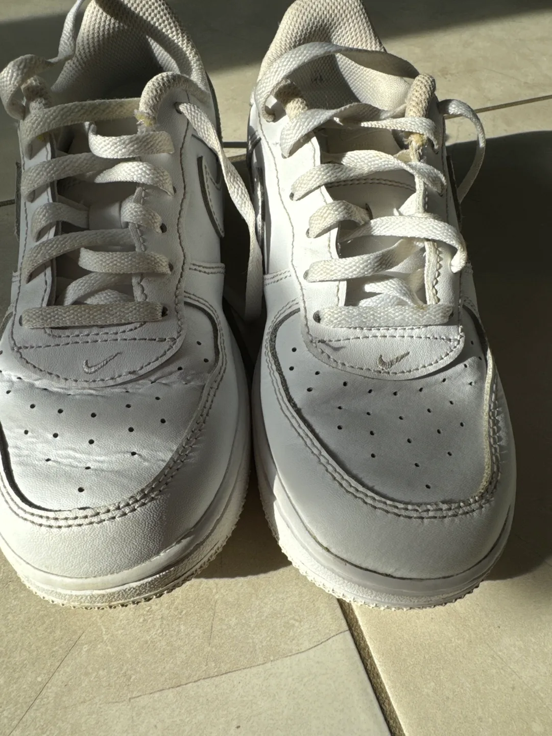 Nike Air Force 1 Low image indicator(2)