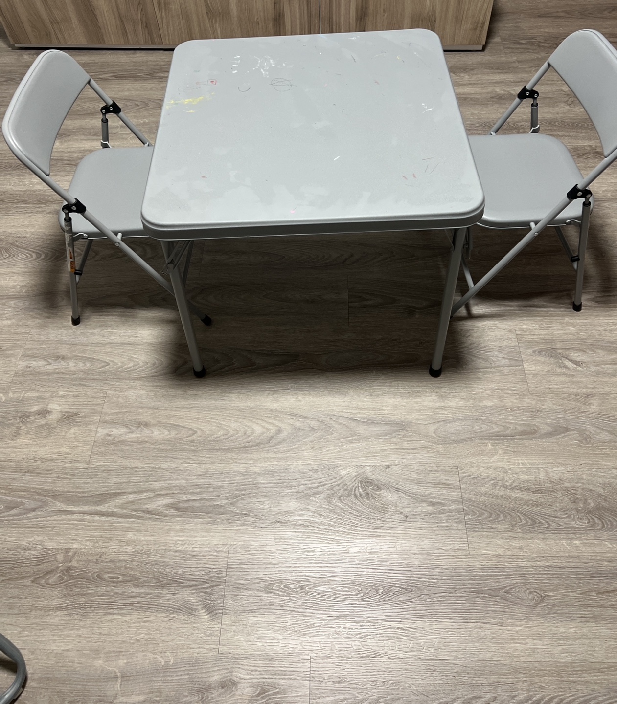 Kids Table and Chairs Set - photo 3