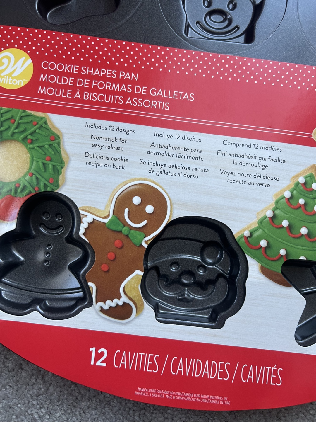 Wilton Cookie Shapes Pan - 12 Cavities - photo 2