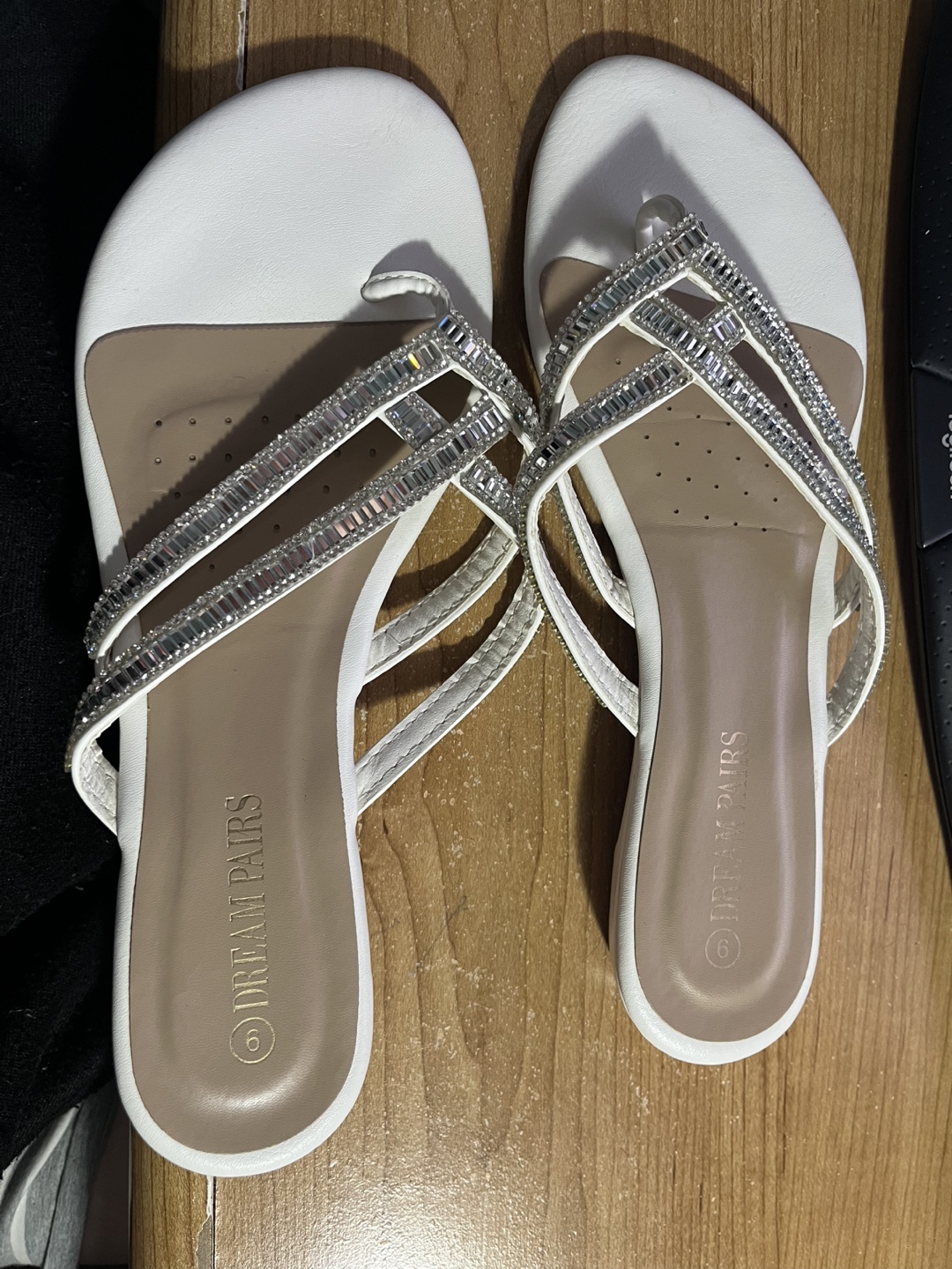 Dream Pairs White Rhinestone Sandals