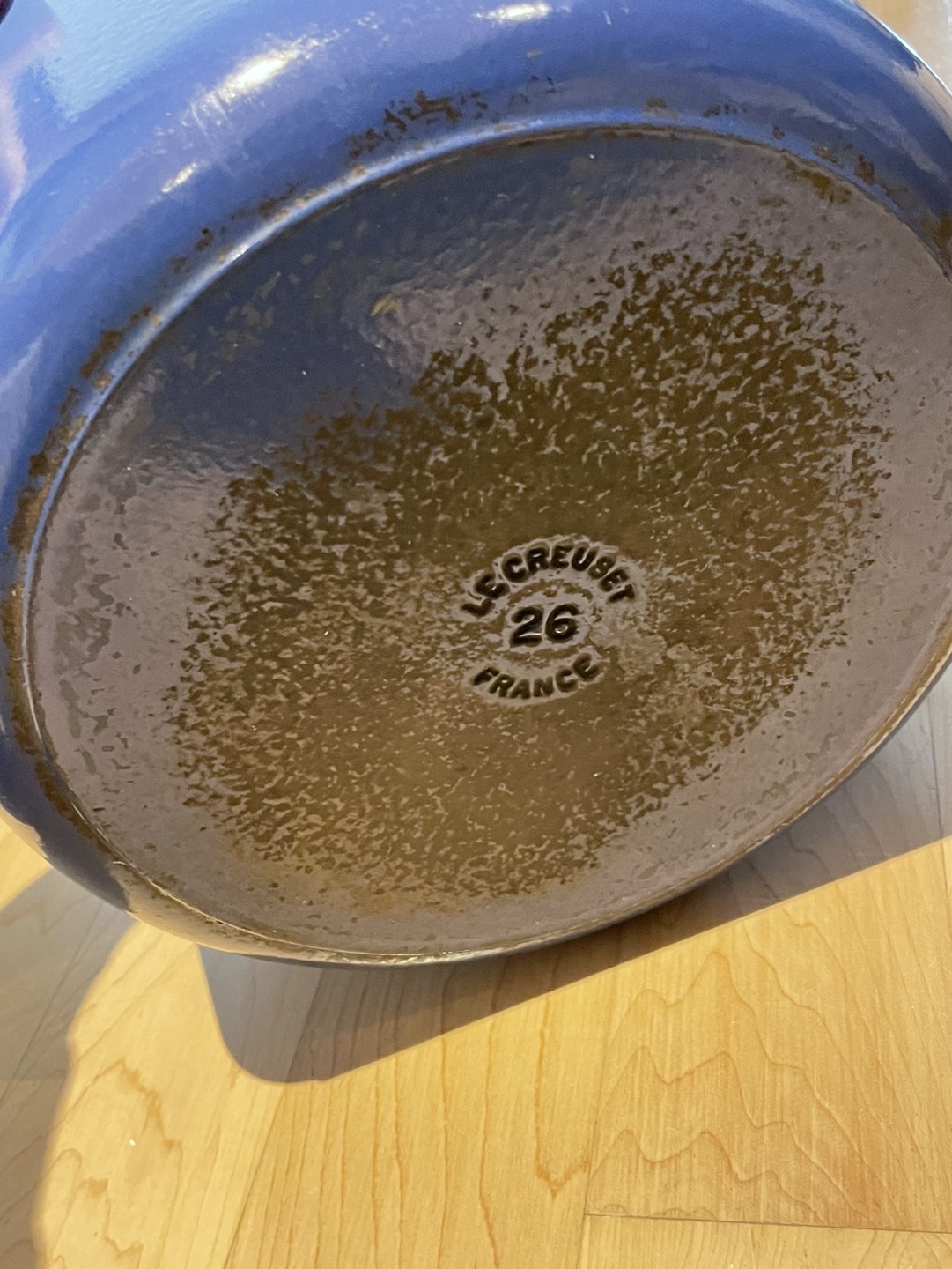 Free* Le Creuset Dutch Oven 26 with burnt bottom - photo 3
