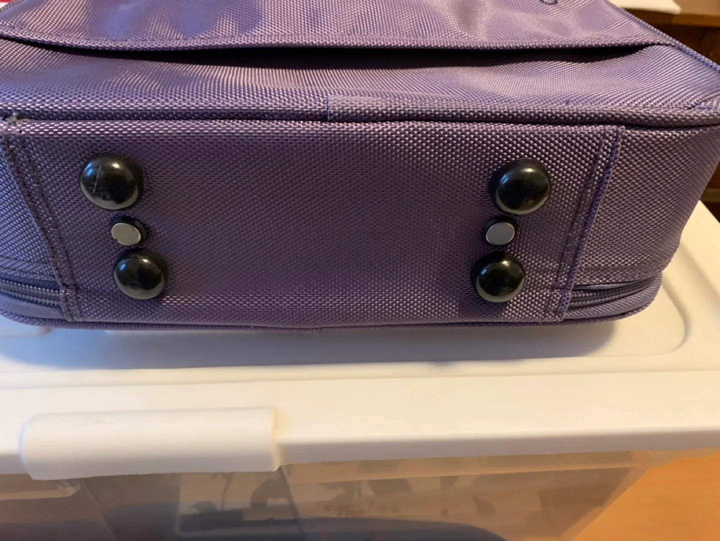 Make up/toiletry bag image indicator(4)