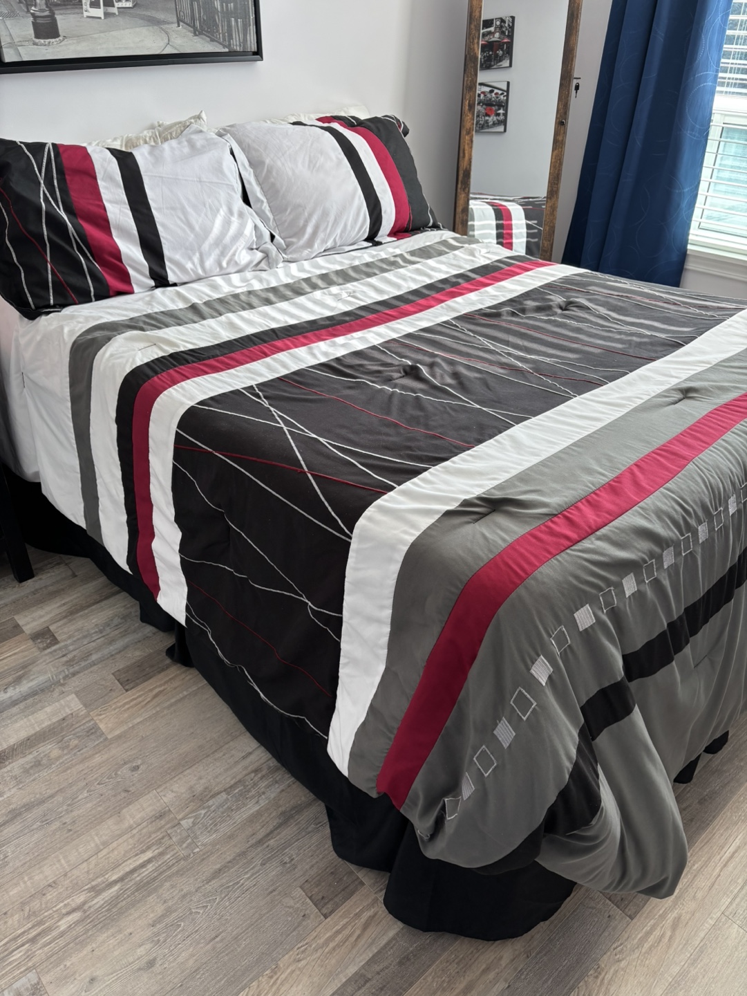 Queen Size Bedspread Set - photo 2