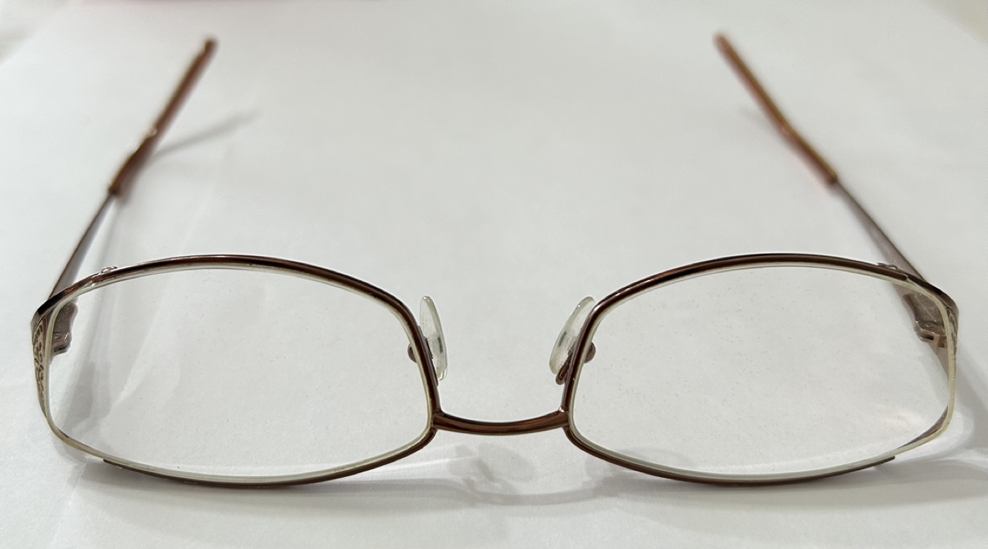 Eyeglasses frame