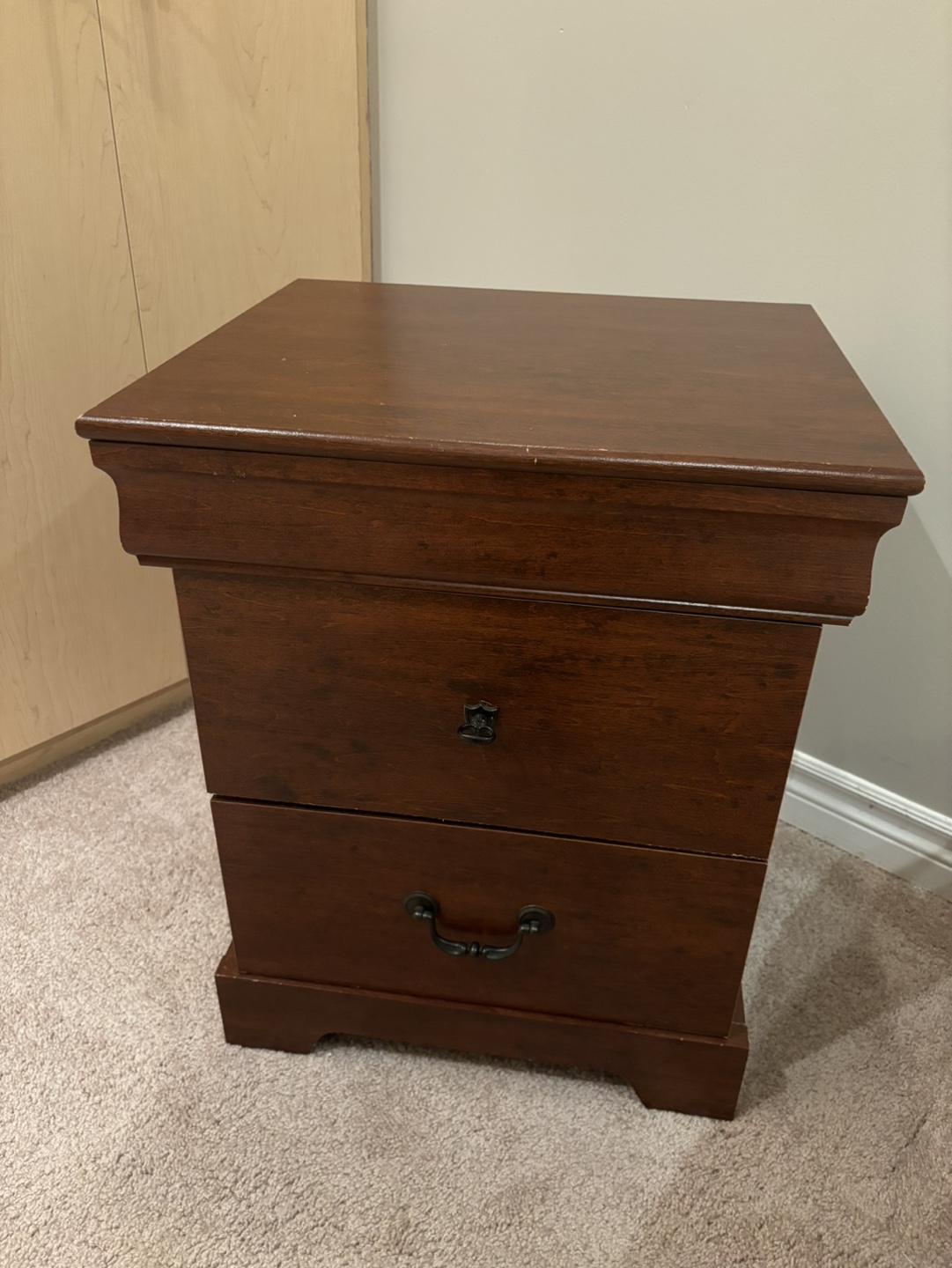 South Shore dressing table with mirror & 2 night tables - photo 5