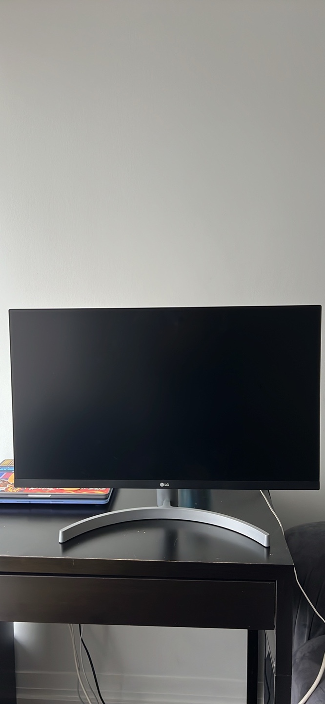 LG 27-inch Monitor - photo 2