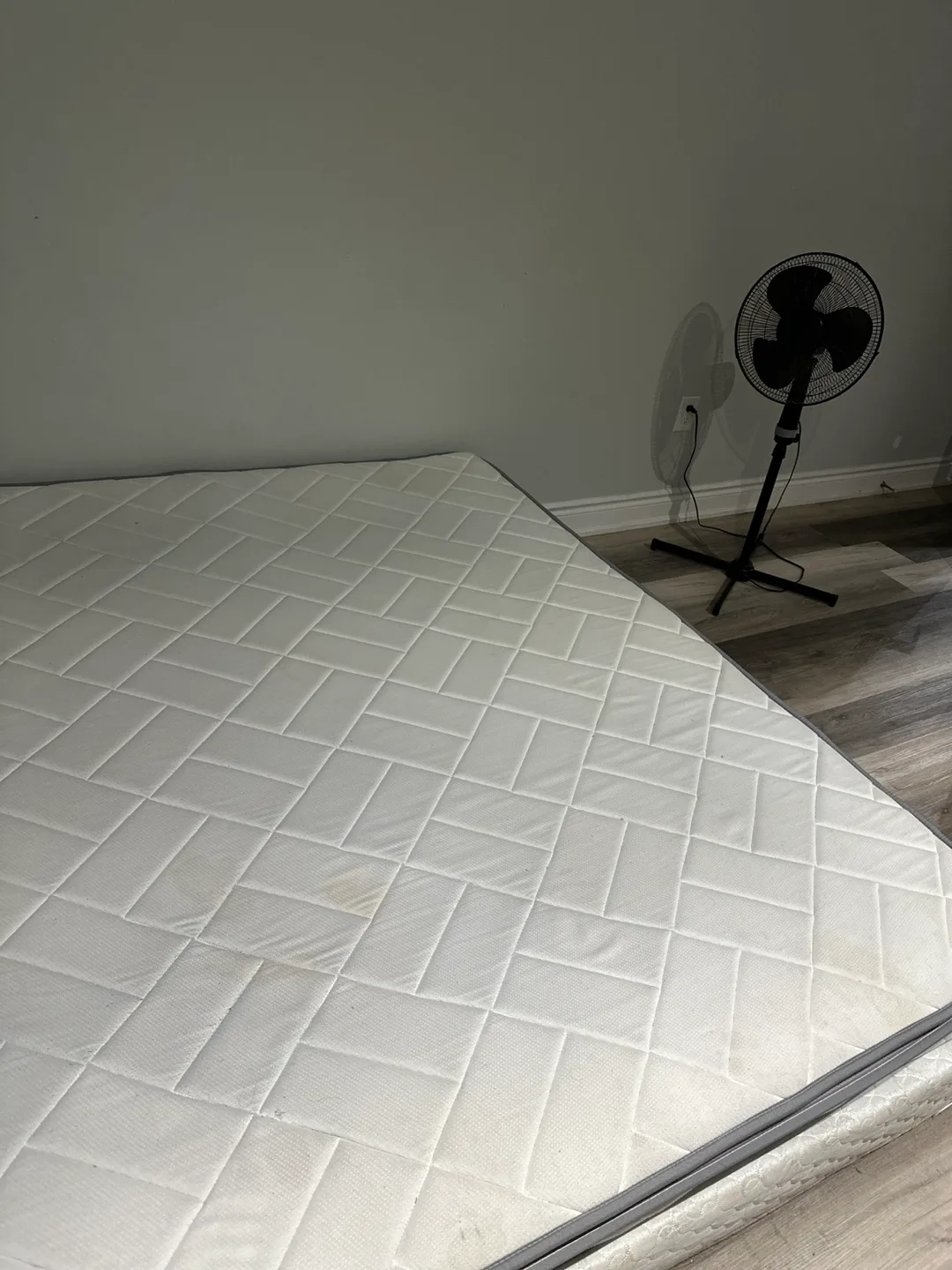 King Mattress thumbnail