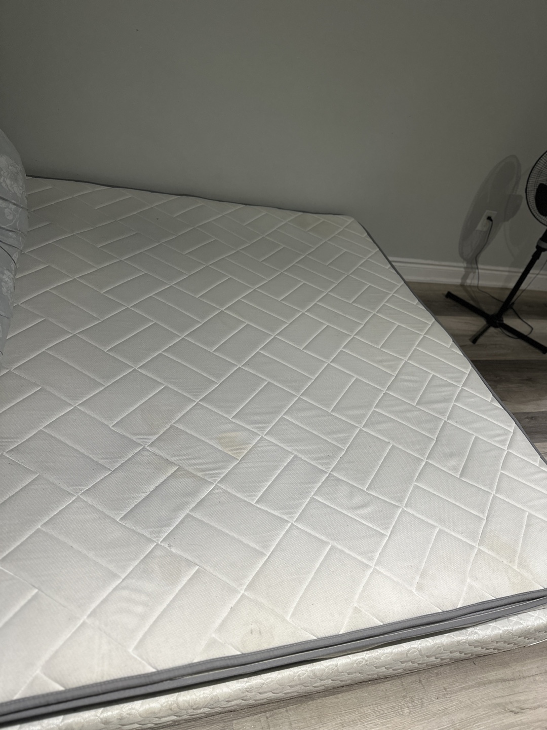 King Mattress - photo 2