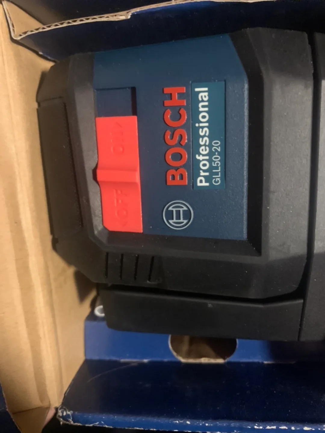 Bosch GLL50-20 Self-Levelling Cross-Line Laser image indicator(2)