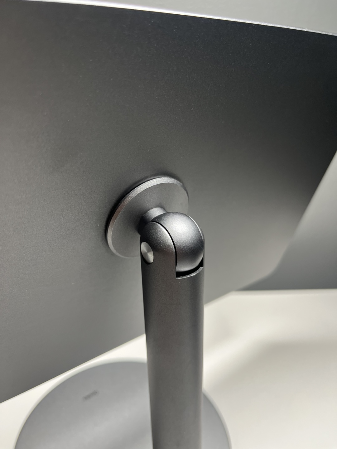 Magnetic iPad Stand in Space Grey - 12.9” iPad Pro - photo 4