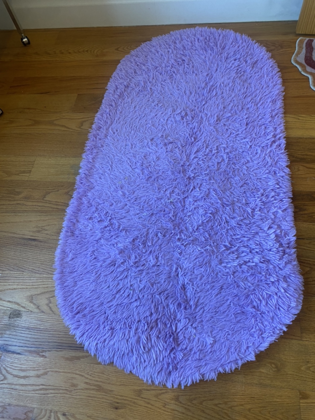 Furry purple carpet - photo 4