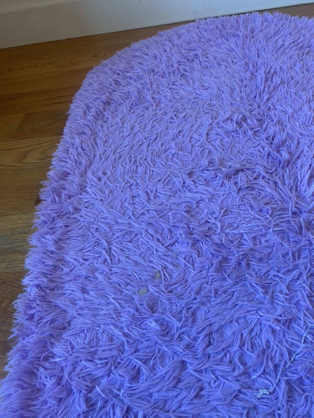 Furry purple carpet - photo 2