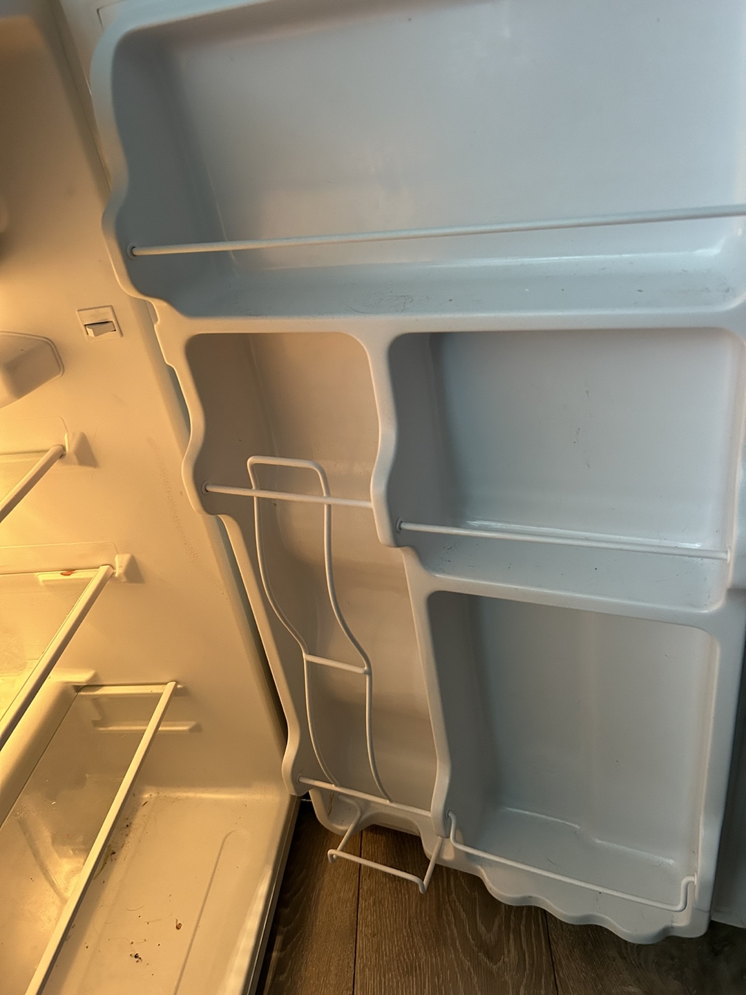 Master Chef Compact Refrigerator - photo 3