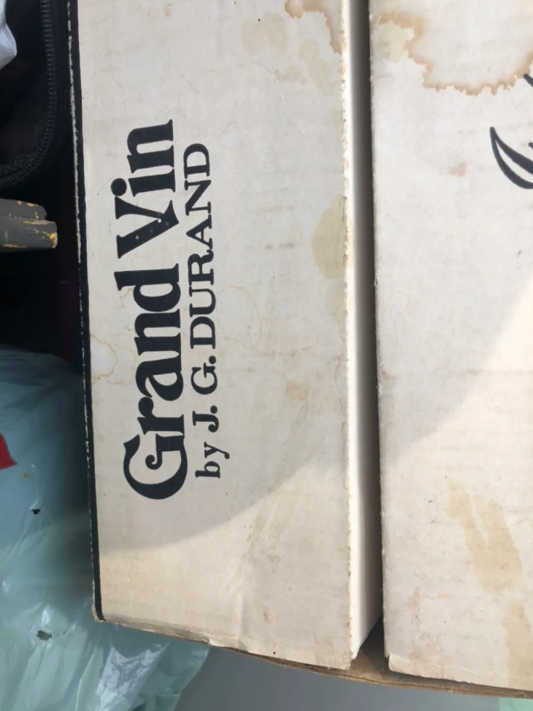 Set of 4 J.G. Durand Grand Vin Wine Glasses thumbnail