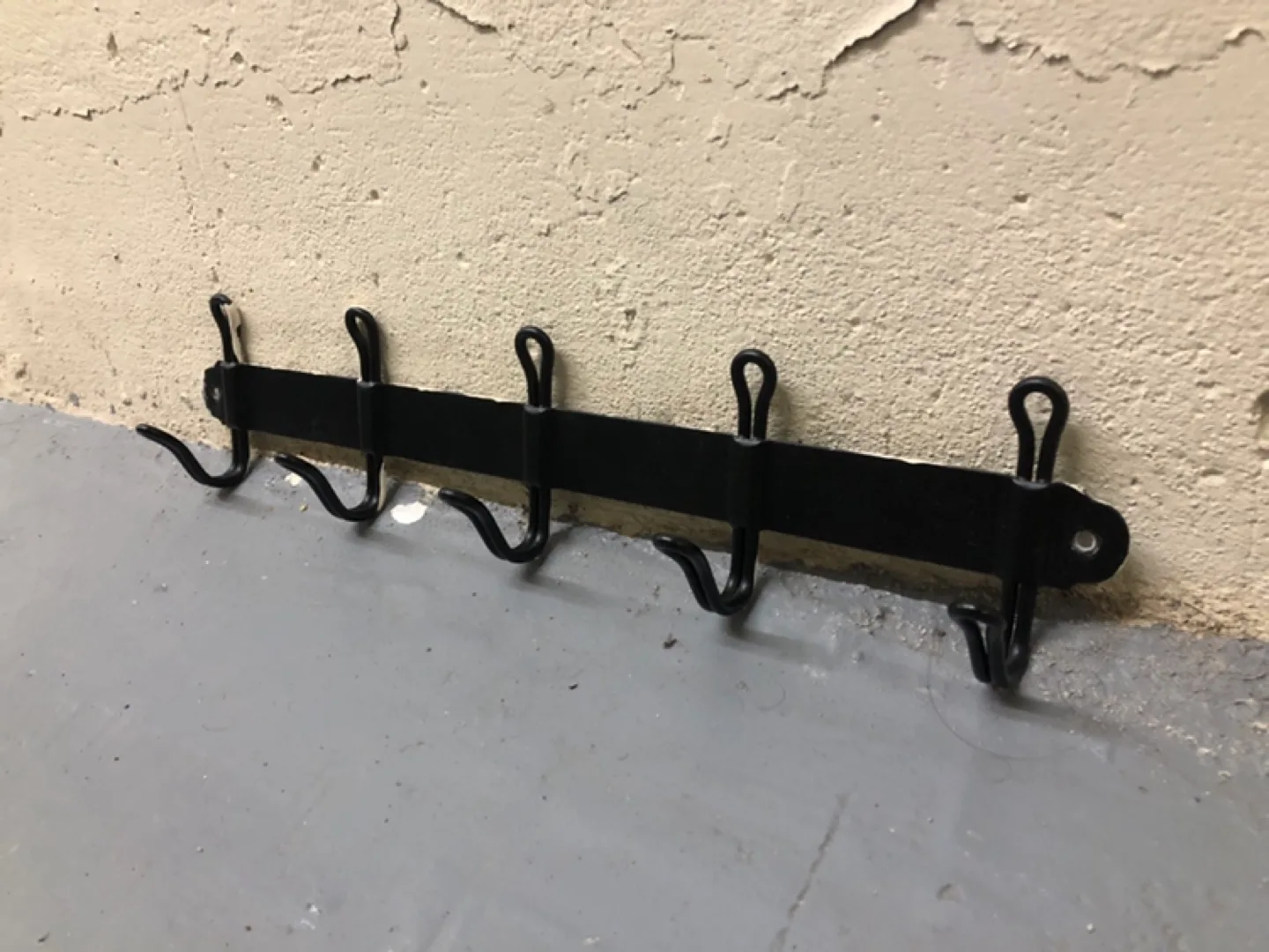 Black Metal Wall Mounted Hook Rack thumbnail