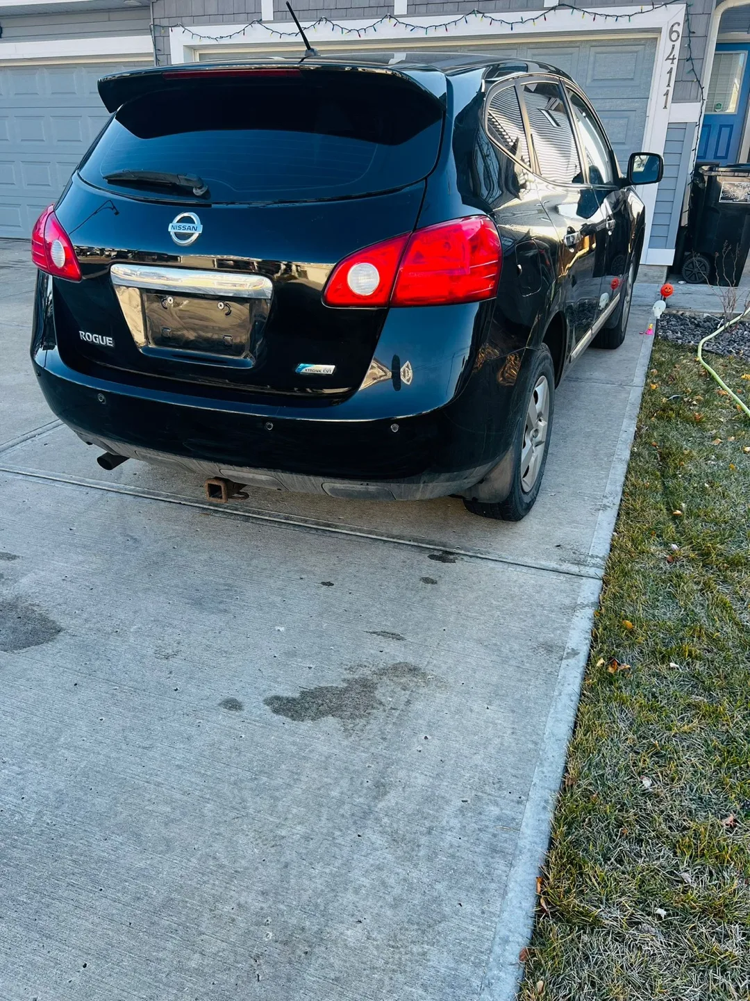 Nissan Rogue SUV car image indicator(4)