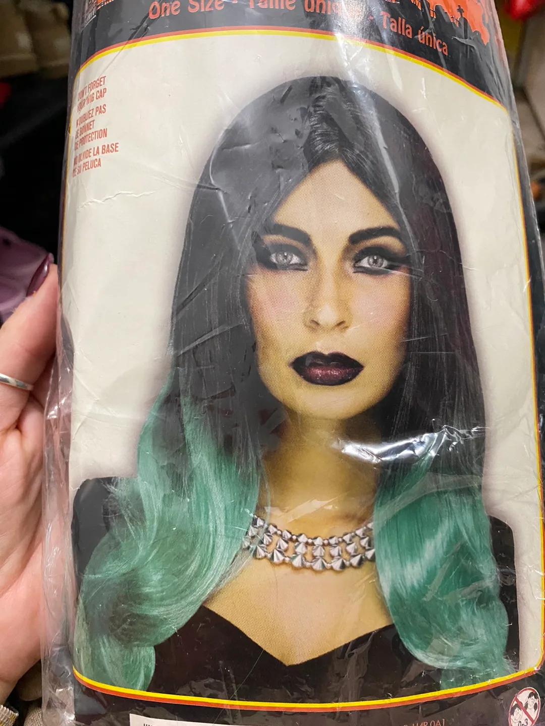 Green and Black Wig #Freecycle thumbnail