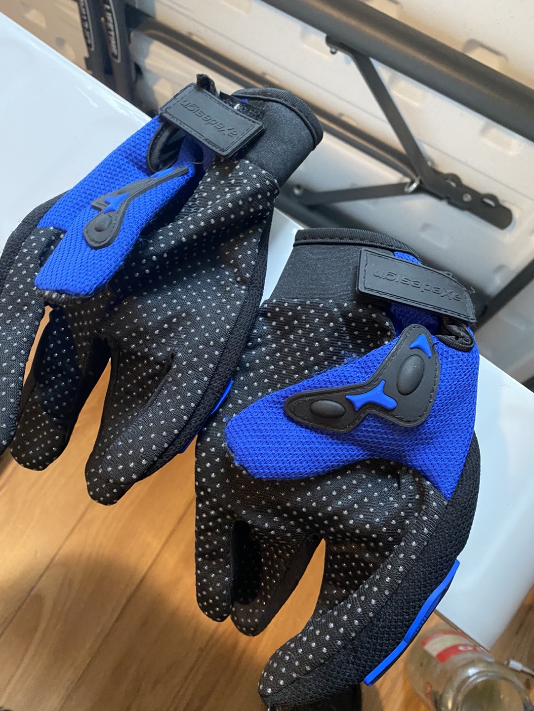 AXG Design Motorcycle Gloves - photo 3