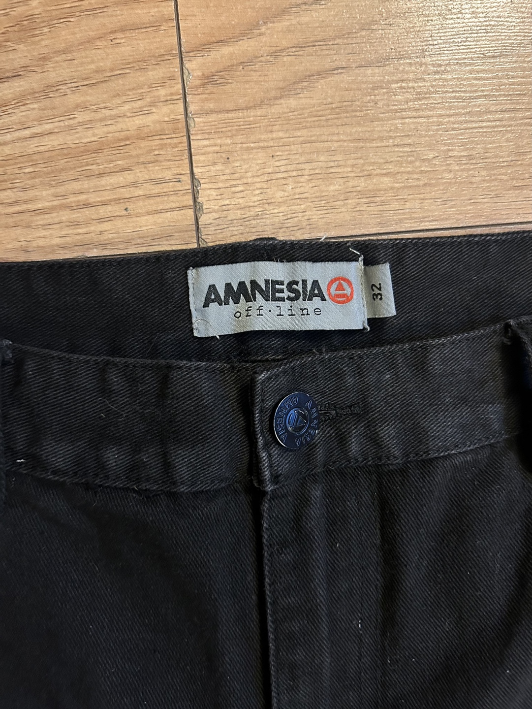 Amnesia Off-Line Black Cargo Pants Size 32 - photo 2