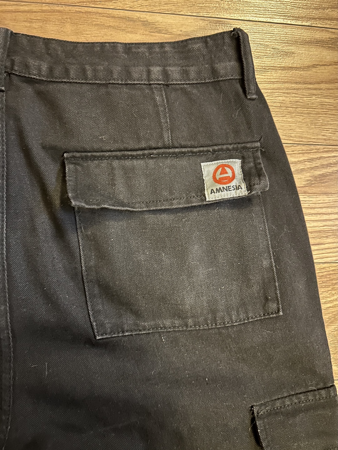 Amnesia Off-Line Black Cargo Pants Size 32 - photo 4