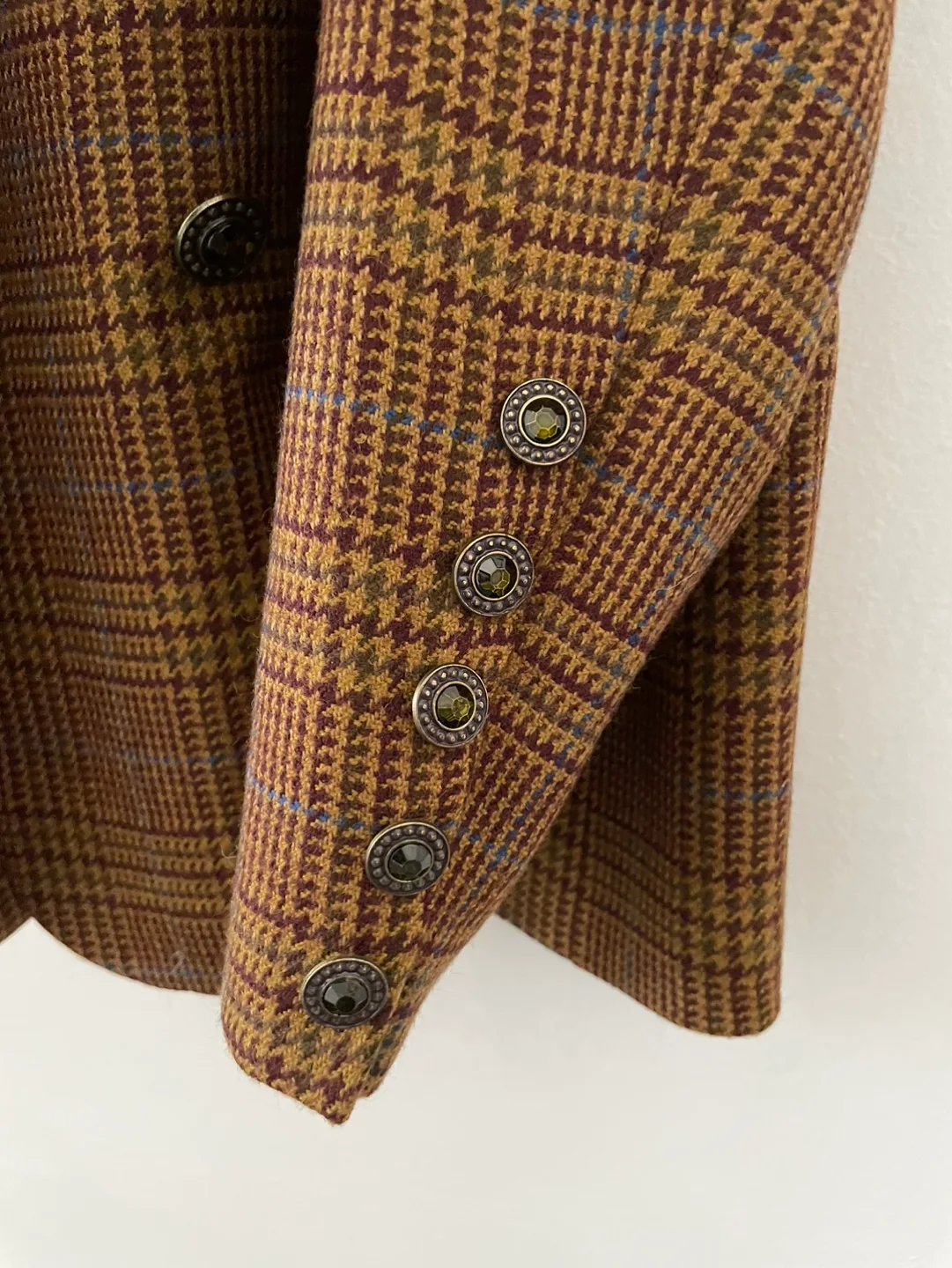Brown Plaid Blazer image indicator(3)