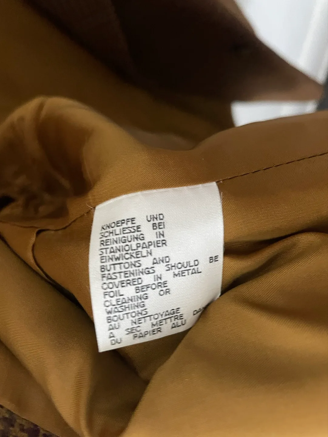 Brown Plaid Blazer image indicator(6)