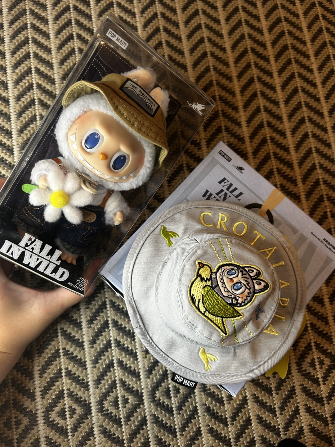 Labubu - Pop Mart Fall in Wild BUNDLE ONLY - photo 2